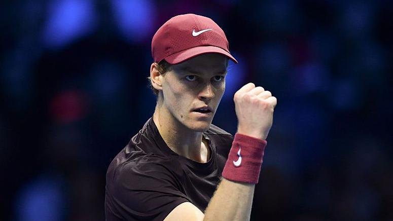 سینر با شکست د مینور به فینال تورین راه یافت